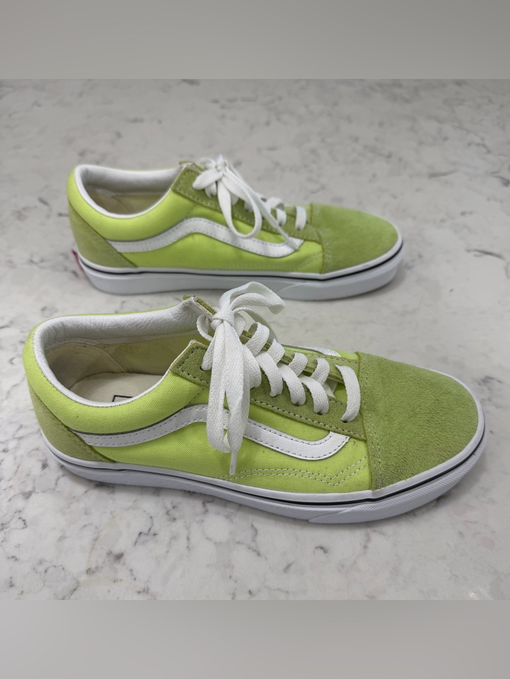 NEW Vans Lime Green & White Low-Top Skate Shoes Men’s 5 or Women’s 6.5